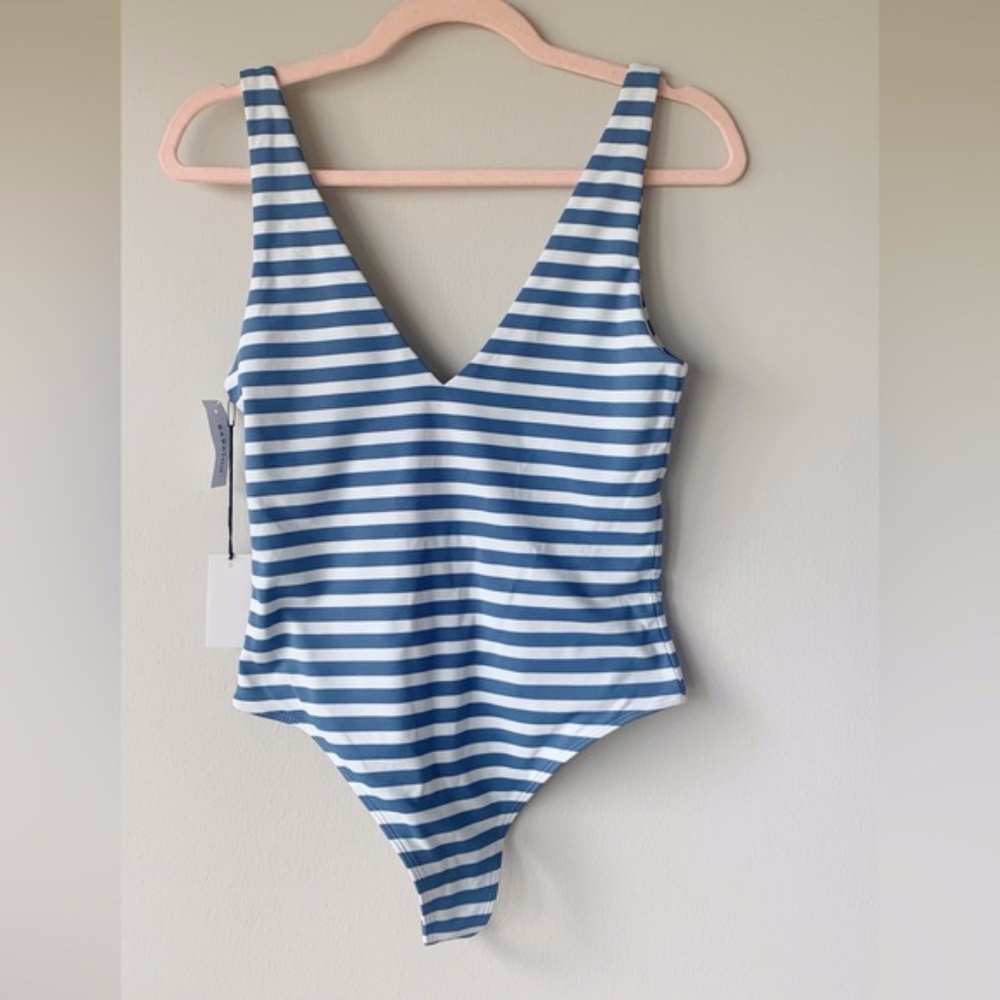 Aritzia Babaton Blue White Stripe V-Neck Thong Contour Bodysuit Medium NWT